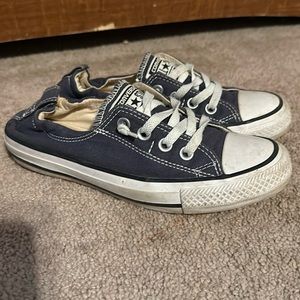 Women’s Converse Navy Blue Size 7 w/ stretch back